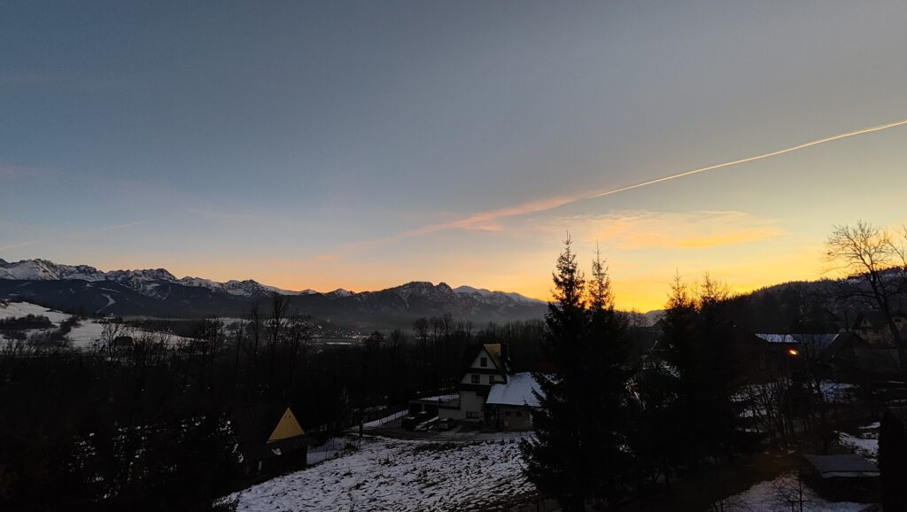 oplus_0